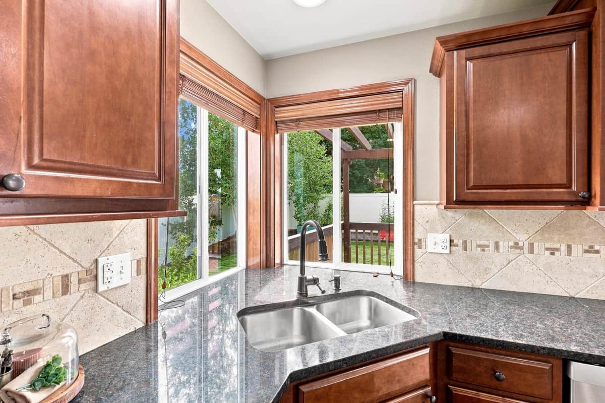 16204 E 10th Ln thumbnail 12