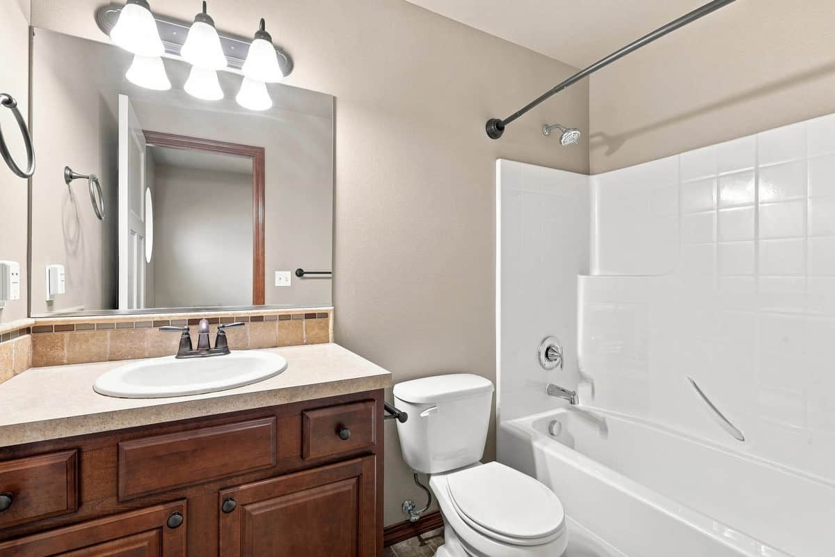 16204 E 10th Ln thumbnail 25