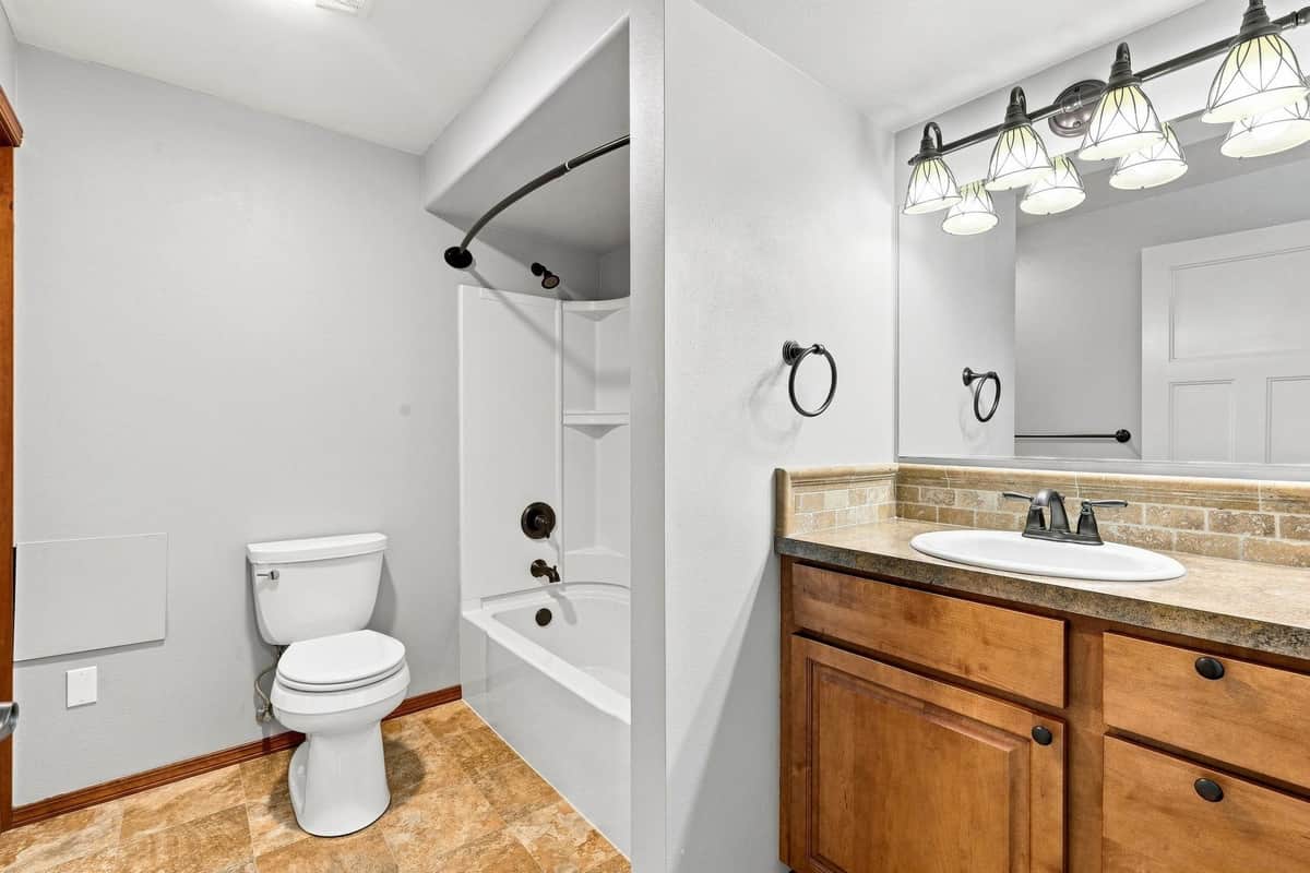 16204 E 10th Ln thumbnail 28