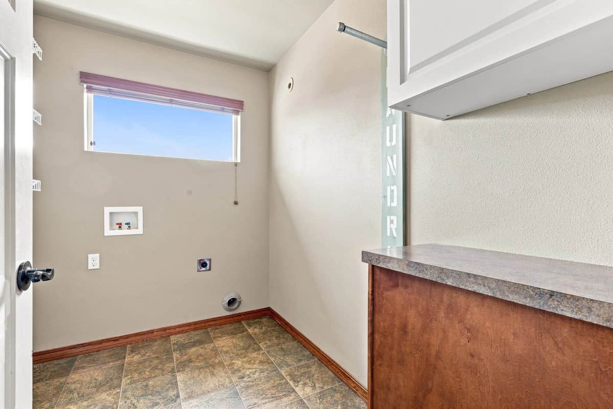 16204 E 10th Ln thumbnail 17
