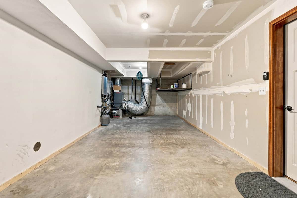 16204 E 10th Ln thumbnail 29