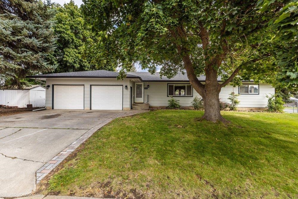 405 Dubois St