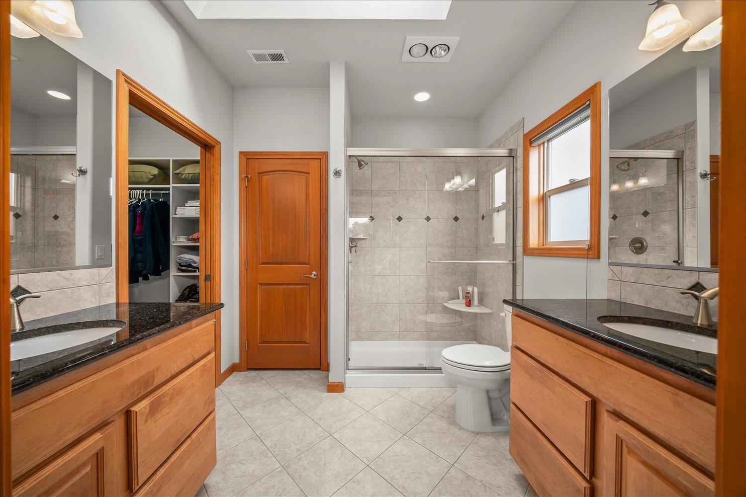 2212 E 51st Ln thumbnail 16