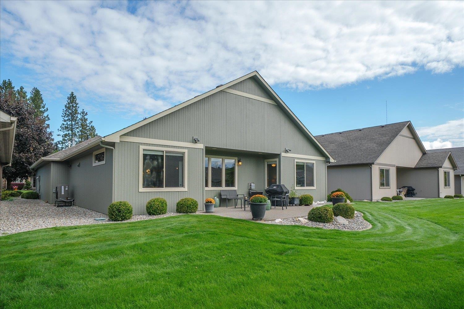2212 E 51st Ln thumbnail 31