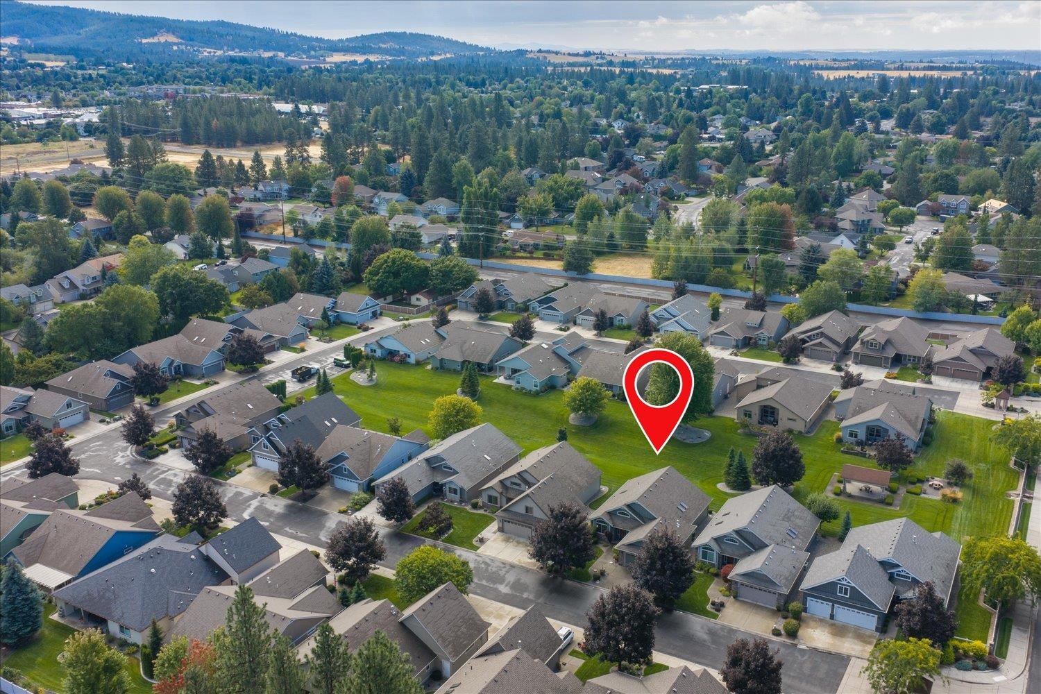 2212 E 51st Ln thumbnail 47