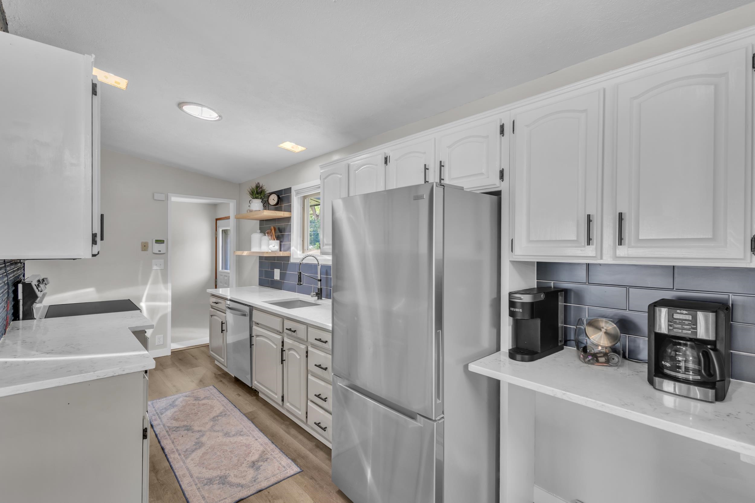 12022 E Skyview Ave thumbnail 16