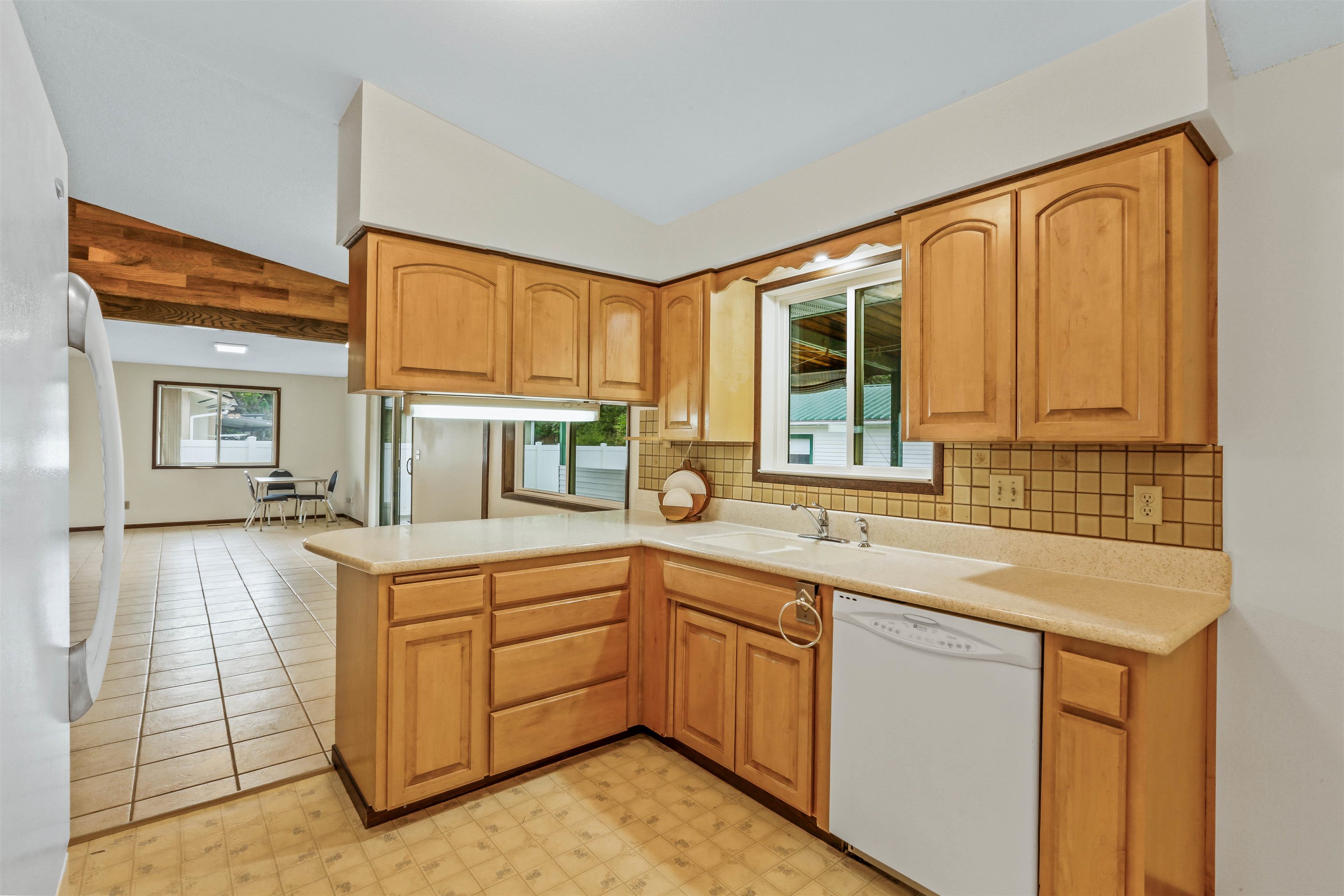 2304 S Bannen Rd thumbnail 6