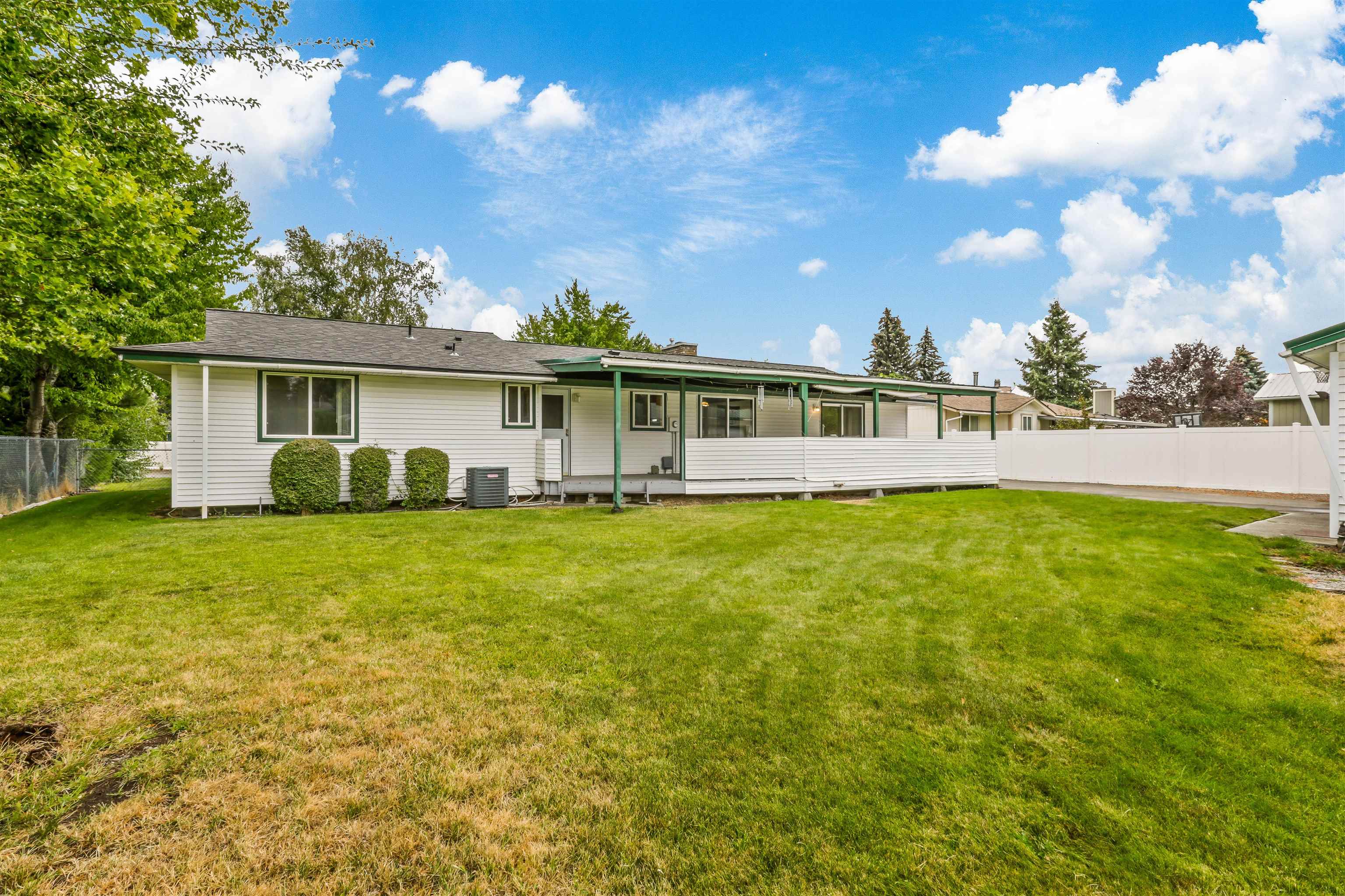 2304 S Bannen Rd thumbnail 20