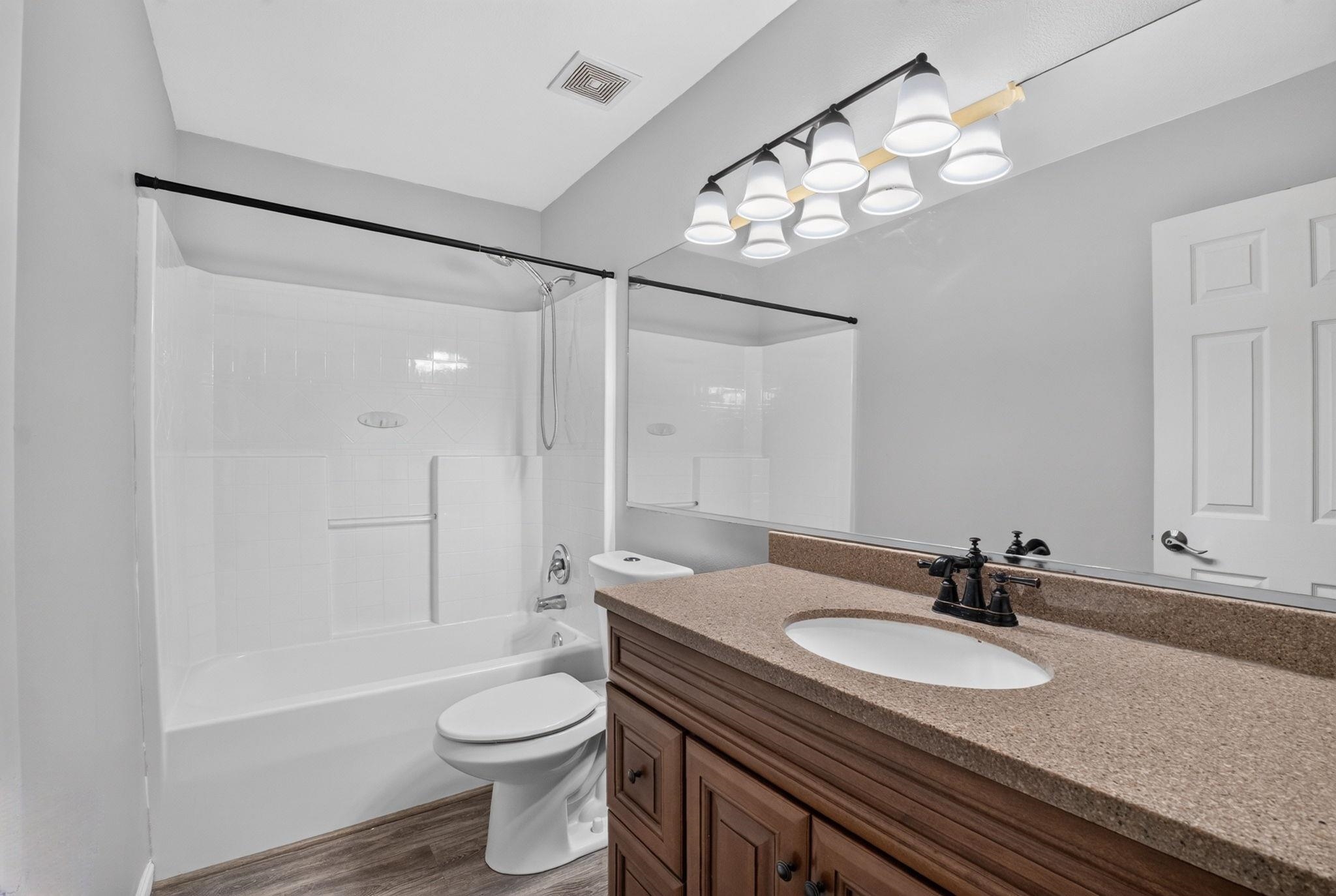 18020 N Addison Ct thumbnail 28
