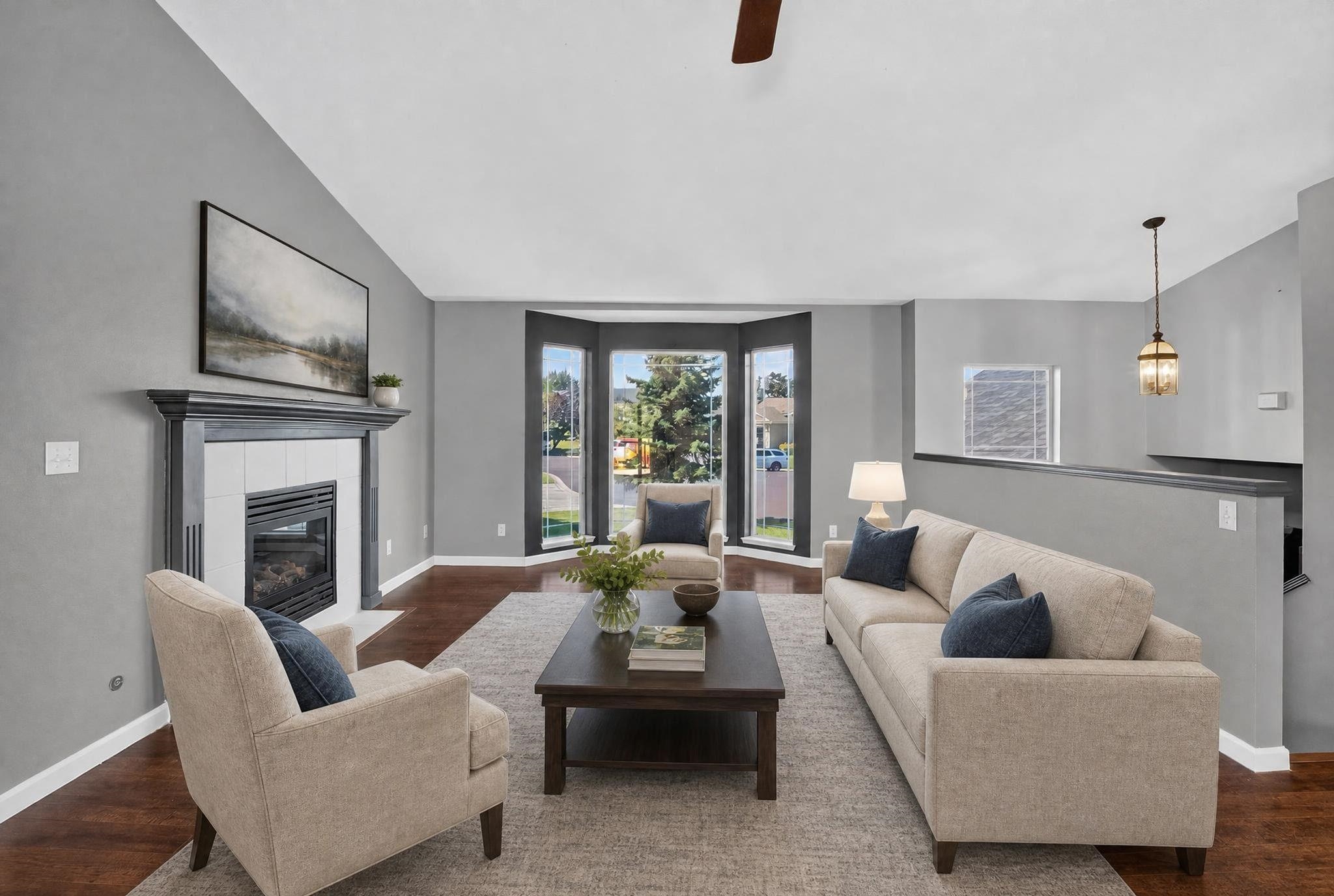 18020 N Addison Ct thumbnail 10
