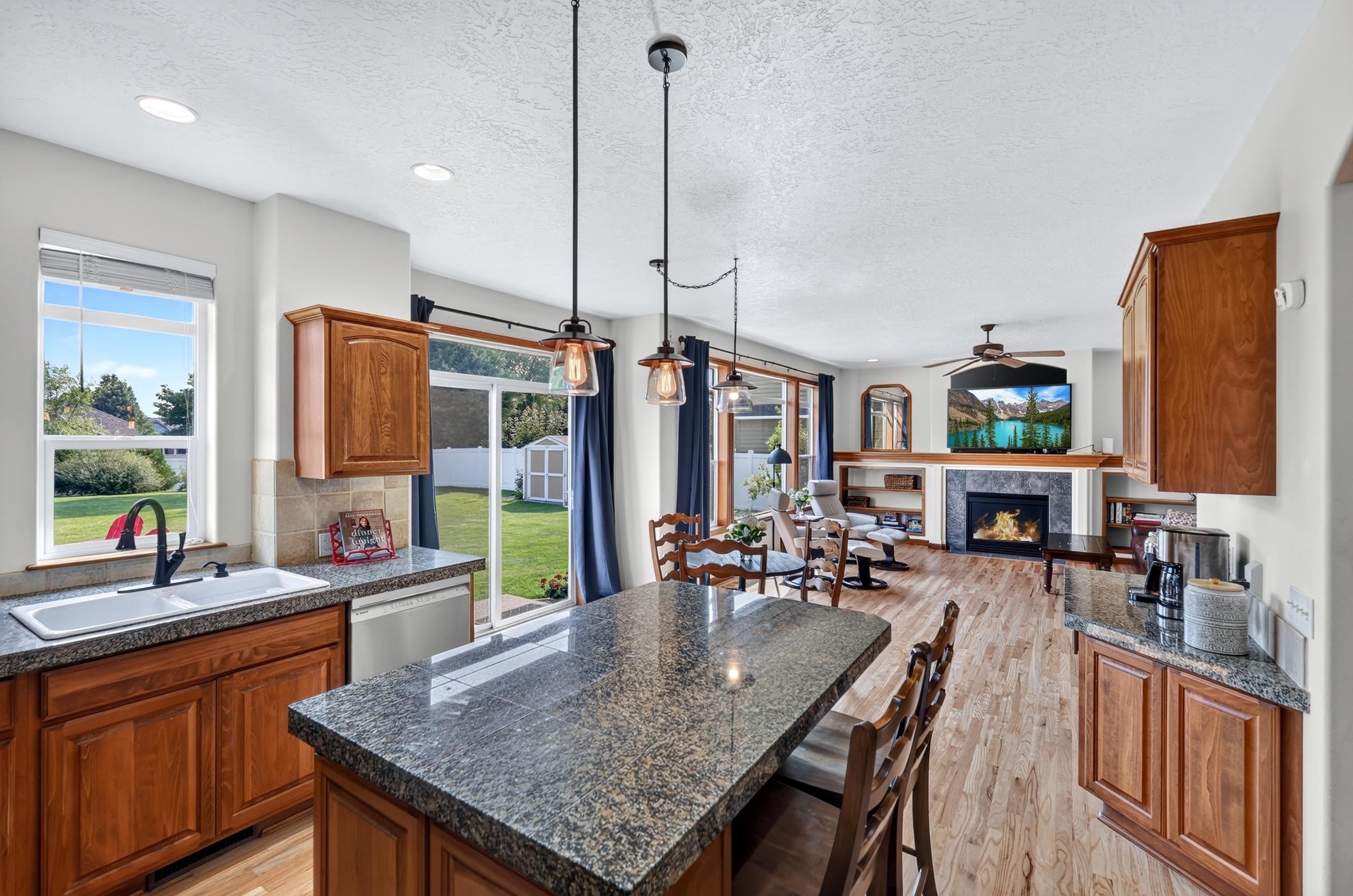 17007 E Morningside Ln thumbnail 16