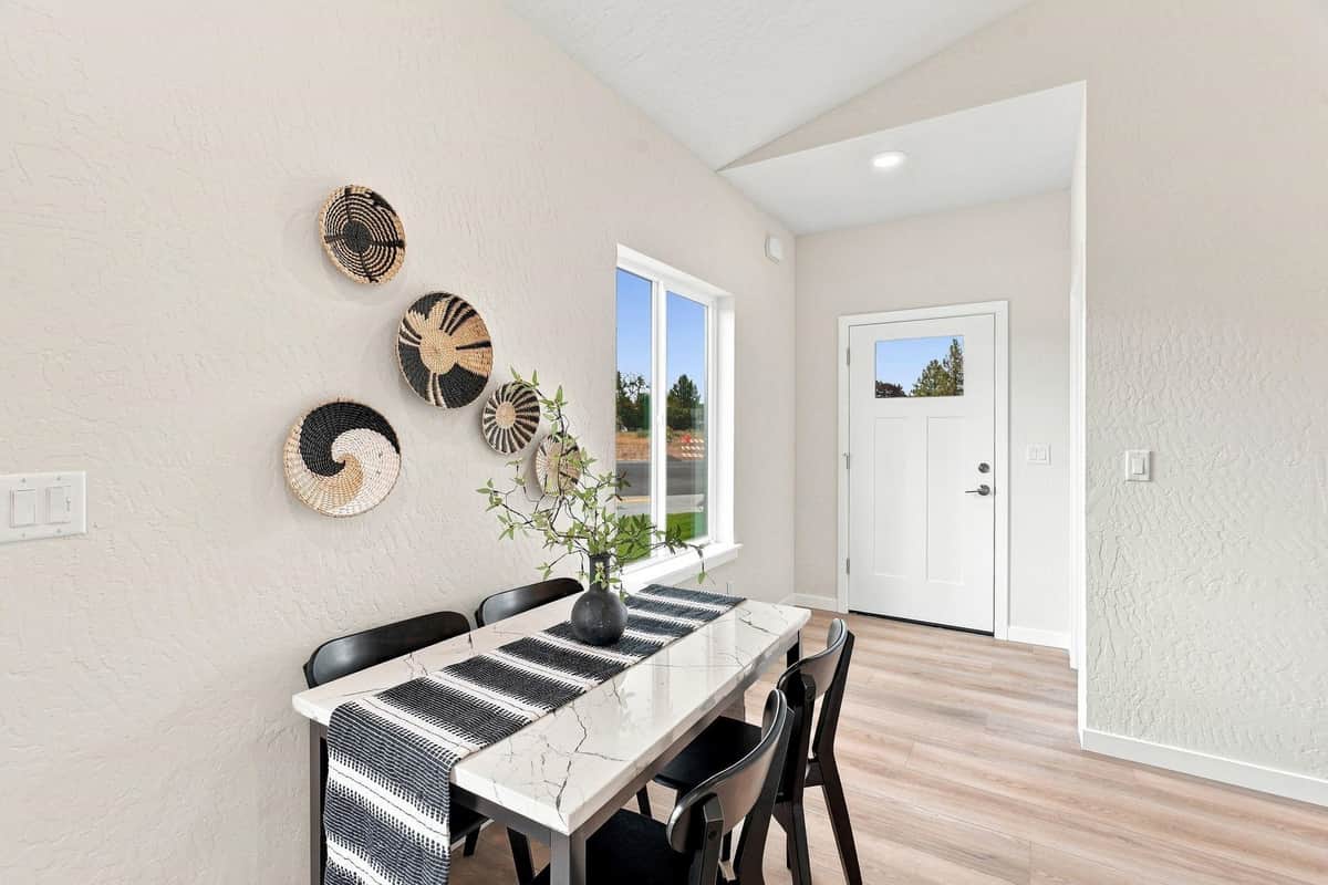 1320 S Marigold Rd thumbnail 6