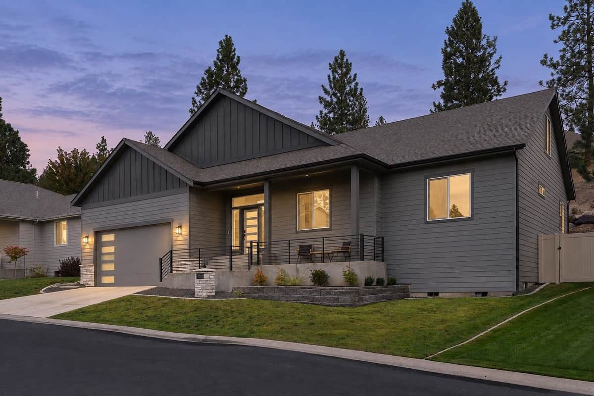 8609 E Hazelwood Ln thumbnail 2