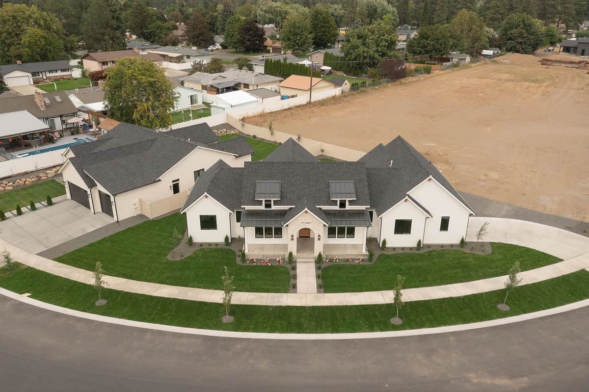 10809 E 36th Dr thumbnail 45