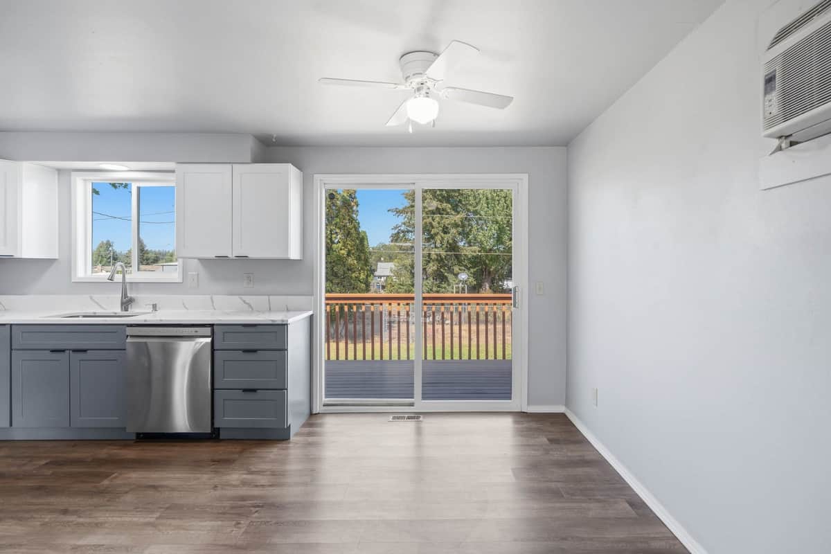 12505 E 31st Ave thumbnail 12