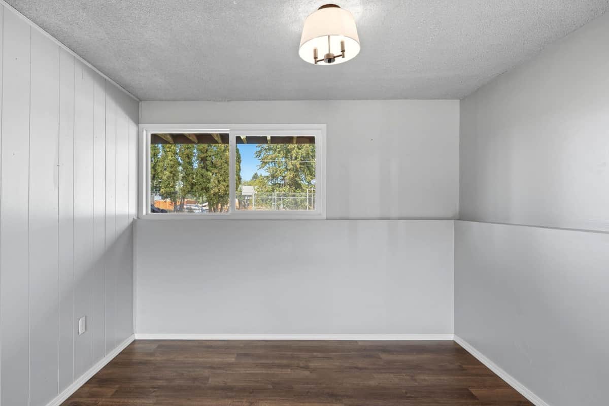 12505 E 31st Ave thumbnail 25