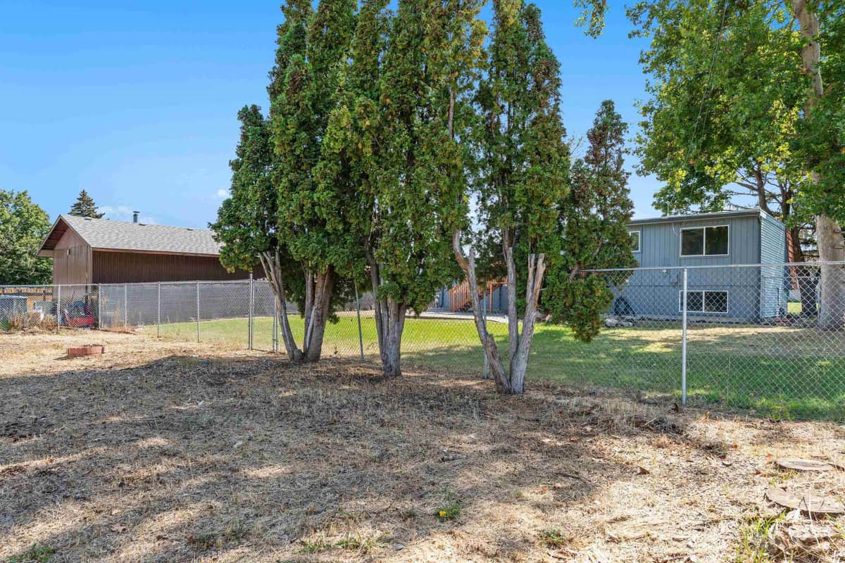 12505 E 31st Ave thumbnail 41