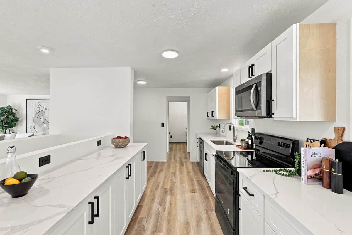 14706 E 24th Ave thumbnail 3