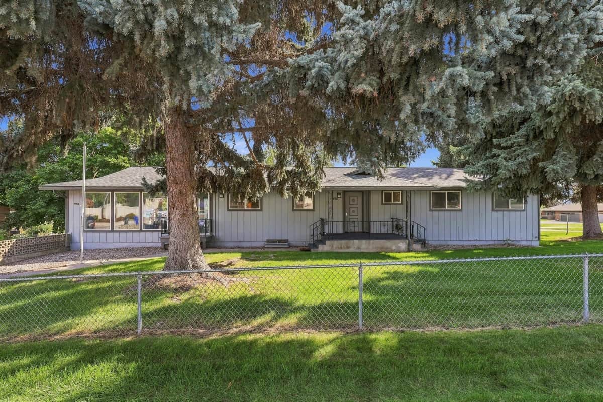 14706 E 24th Ave thumbnail 35