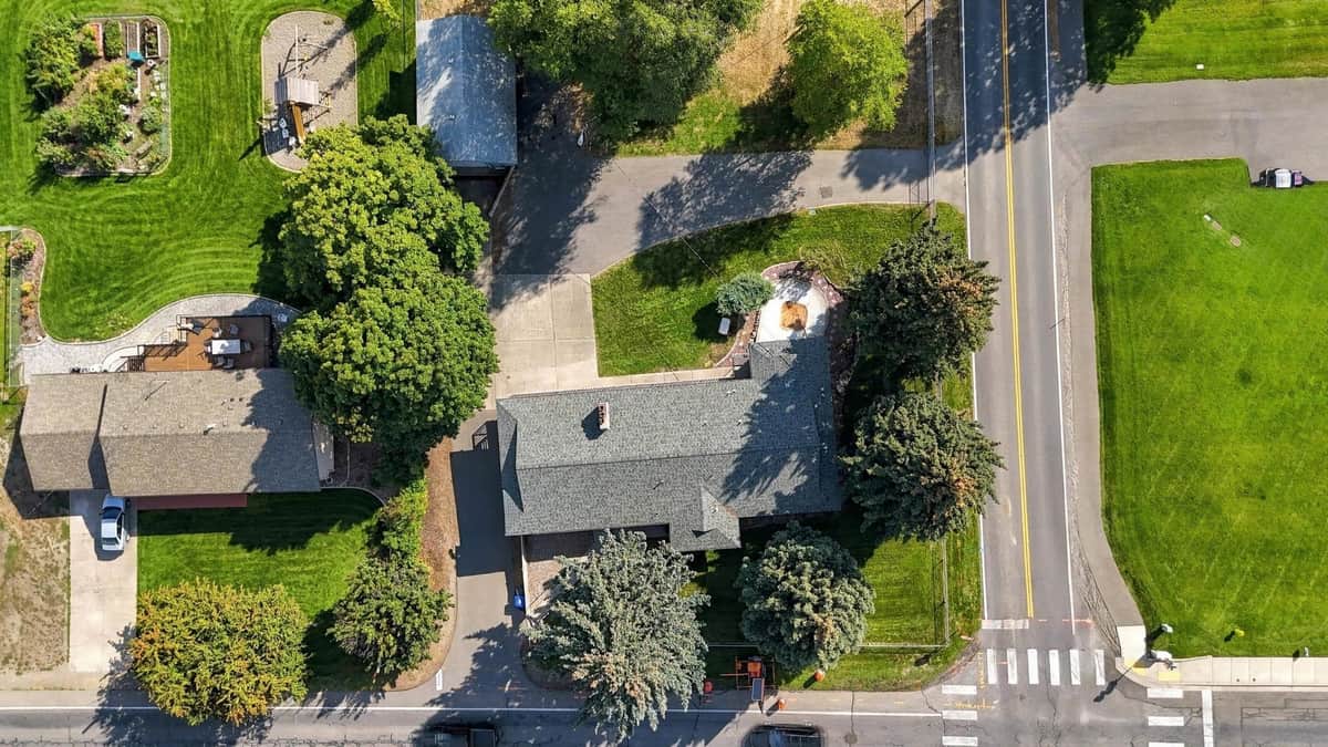14706 E 24th Ave thumbnail 36