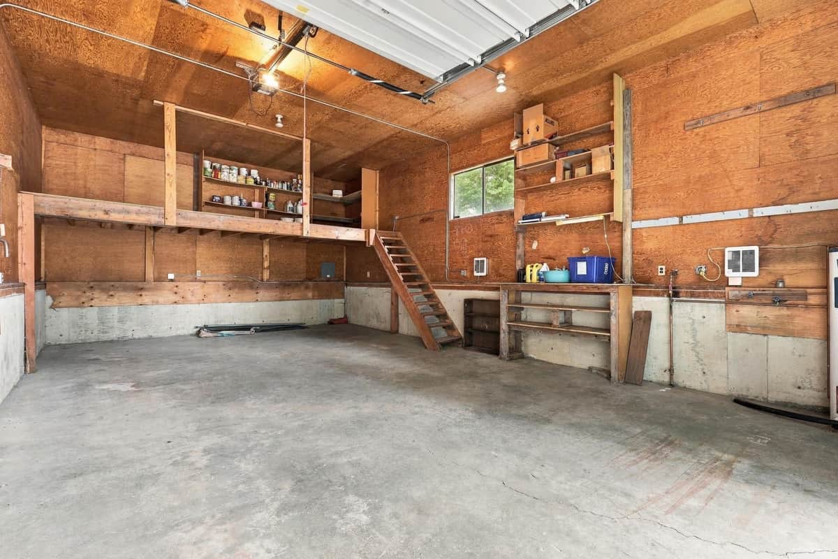 14706 E 24th Ave thumbnail 32