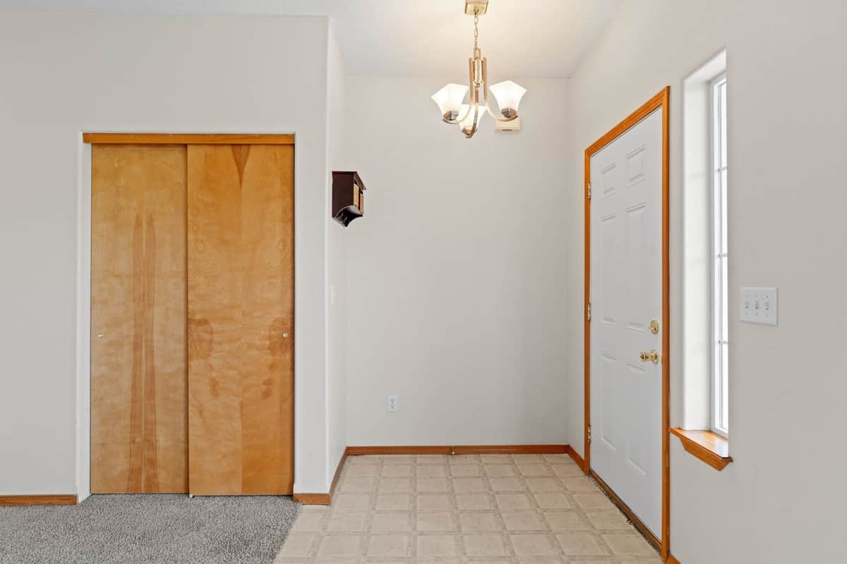 315 E Beverly Ave thumbnail 7