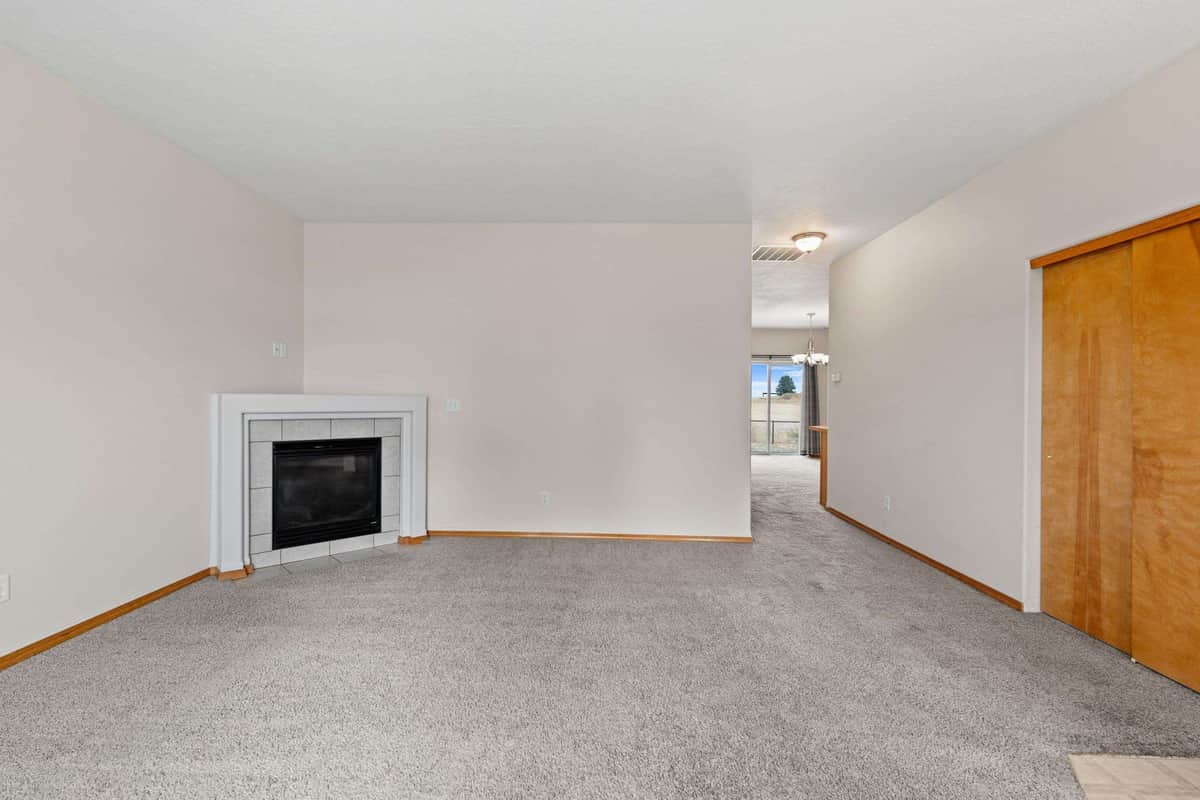 315 E Beverly Ave thumbnail 8