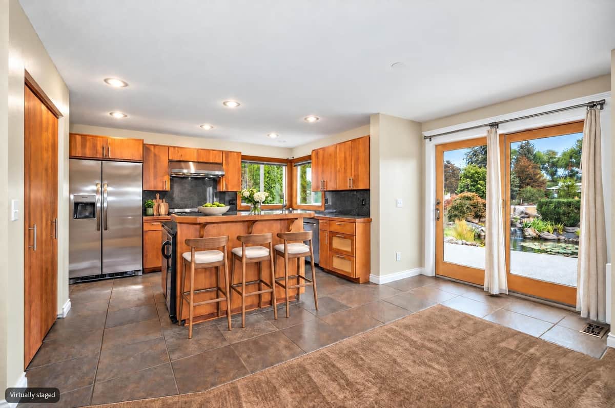 805 S Harmony Rd thumbnail 14