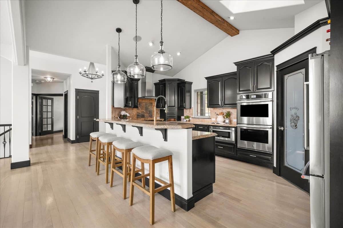 2505 N Rocky Hill Ln thumbnail 5