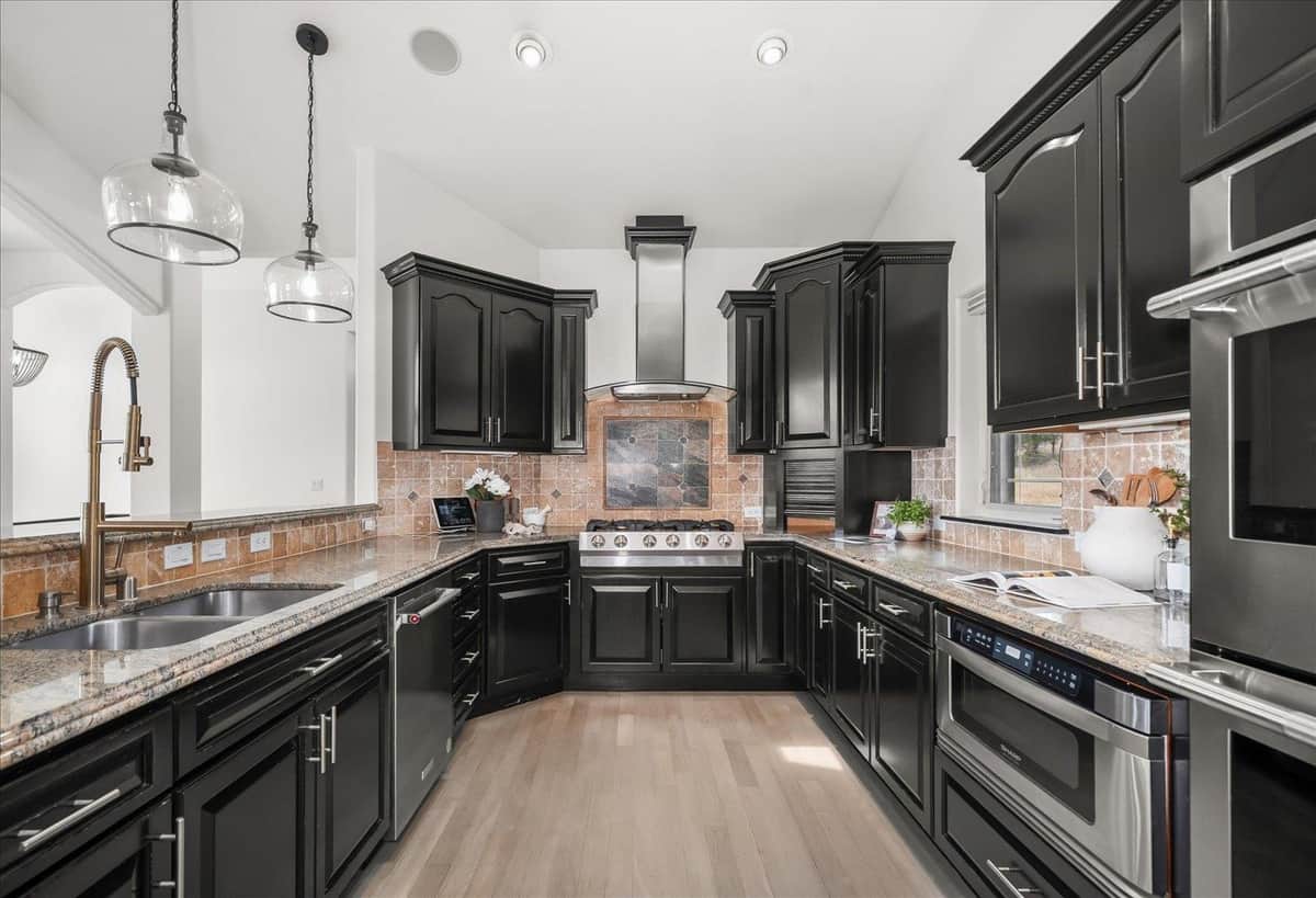 2505 N Rocky Hill Ln thumbnail 6