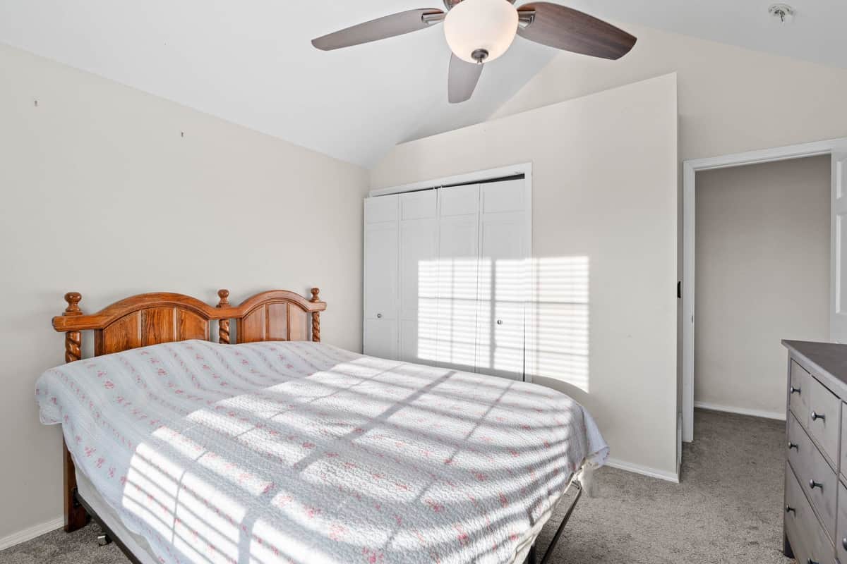 1029 W Crestview Rd thumbnail 24