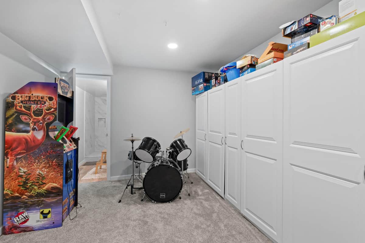 1029 W Crestview Rd thumbnail 29
