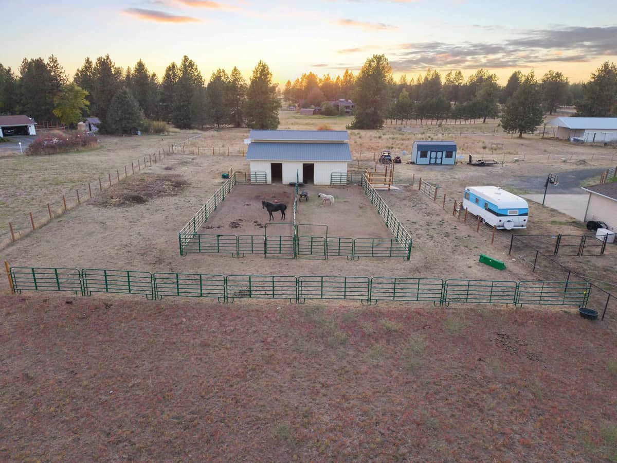 1029 W Crestview Rd thumbnail 43