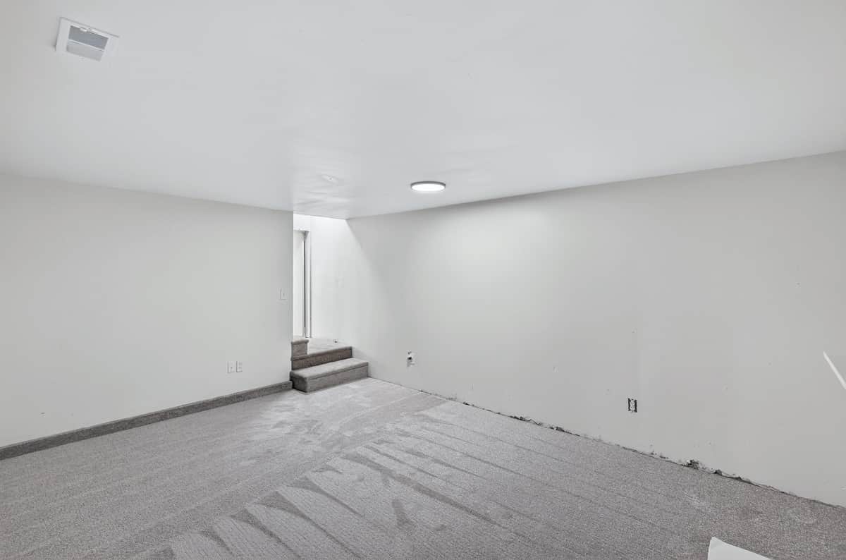 2520 N Rebecca St thumbnail 24