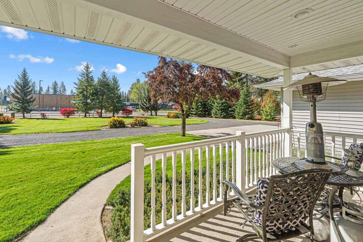 4605 E Greenbluff Rd thumbnail 8