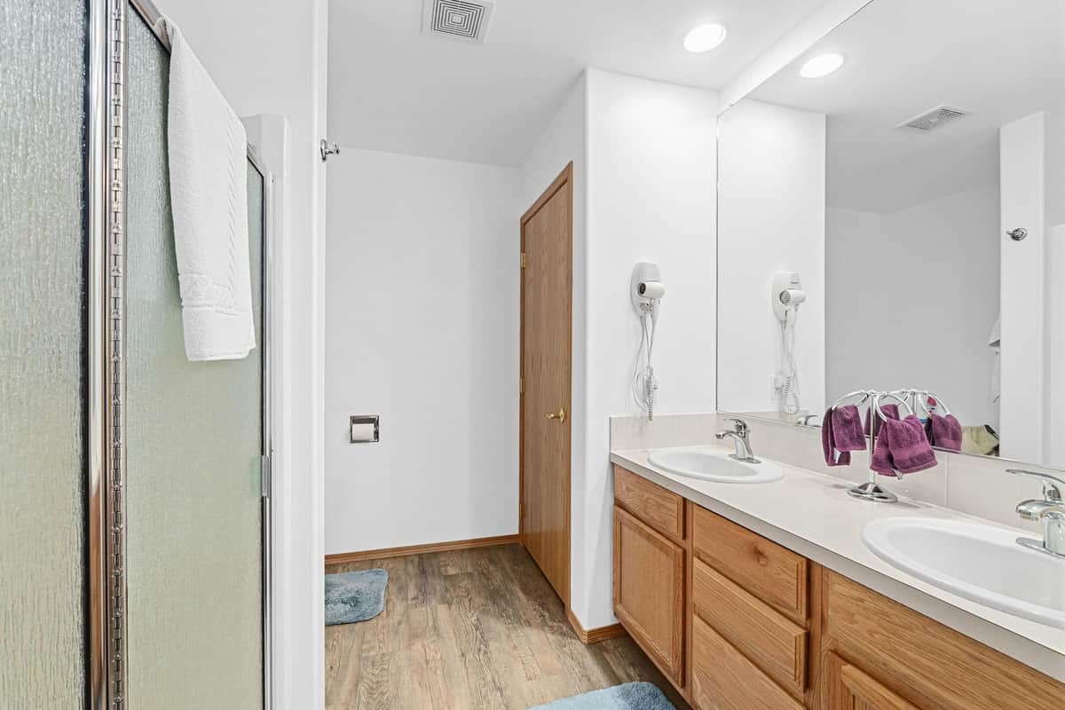 4605 E Greenbluff Rd thumbnail 18