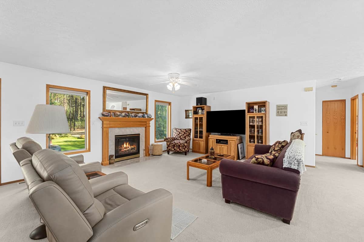 4605 E Greenbluff Rd thumbnail 12