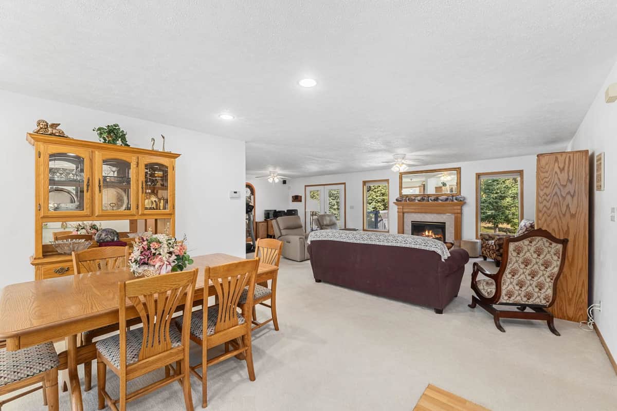4605 E Greenbluff Rd thumbnail 11