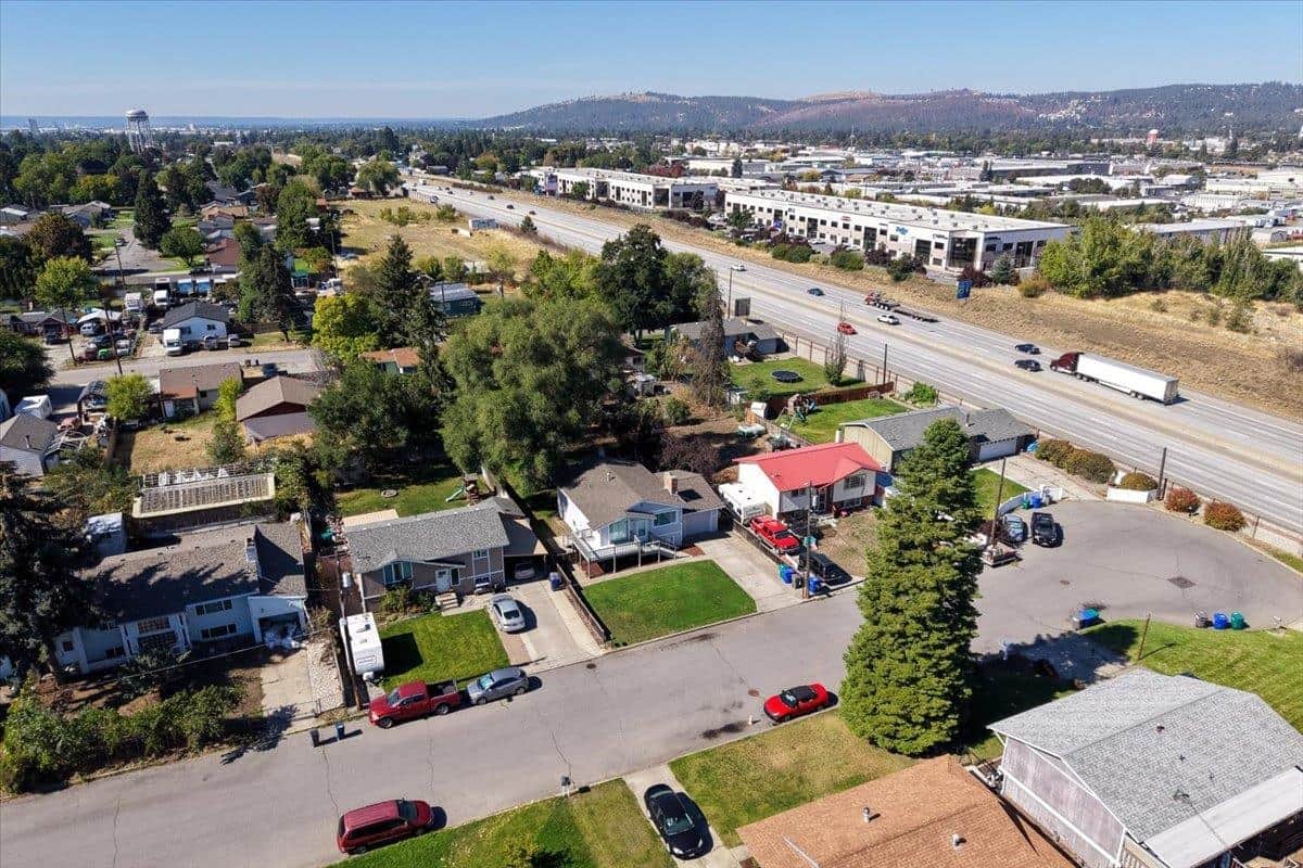 1825 N Balfour Rd thumbnail 31