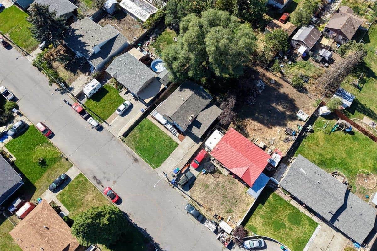 1825 N Balfour Rd thumbnail 32
