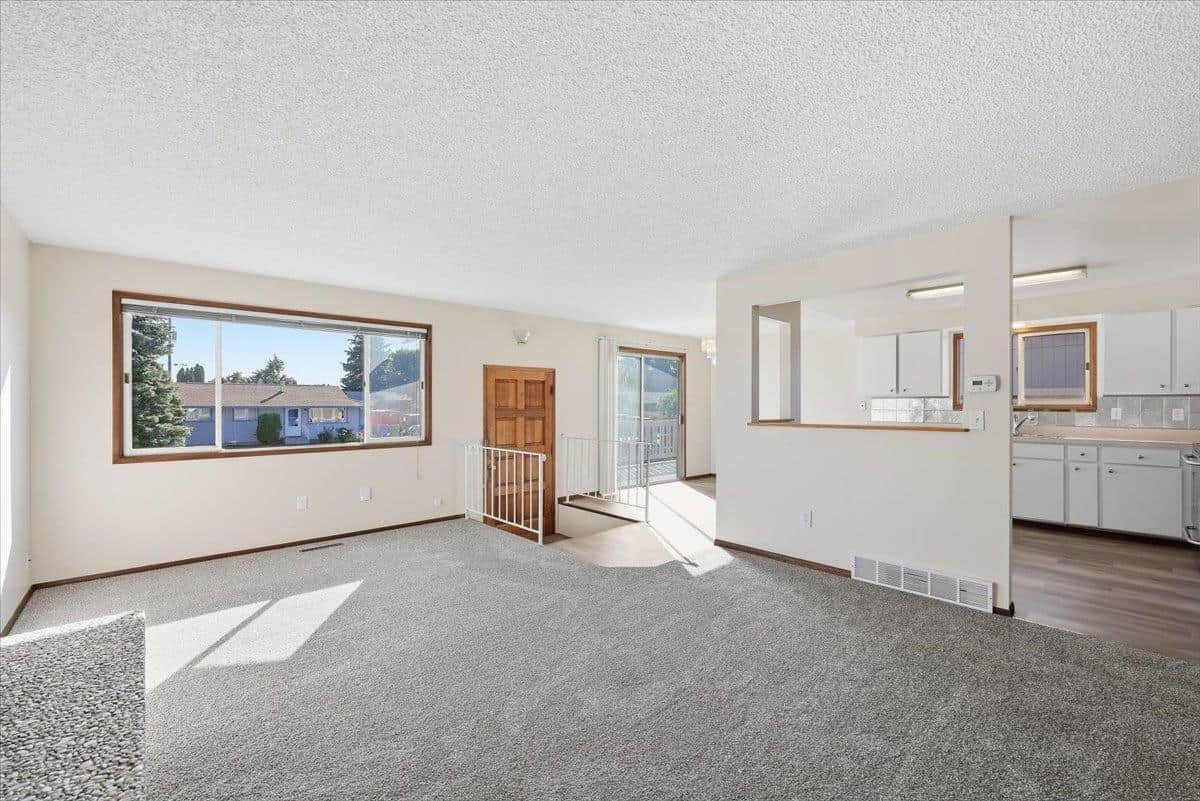 1825 N Balfour Rd thumbnail 5