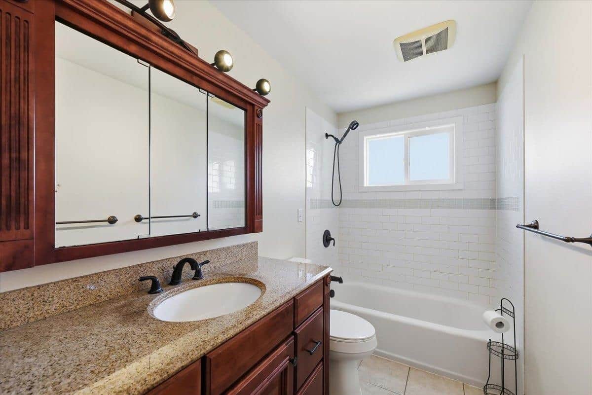 1825 N Balfour Rd thumbnail 15