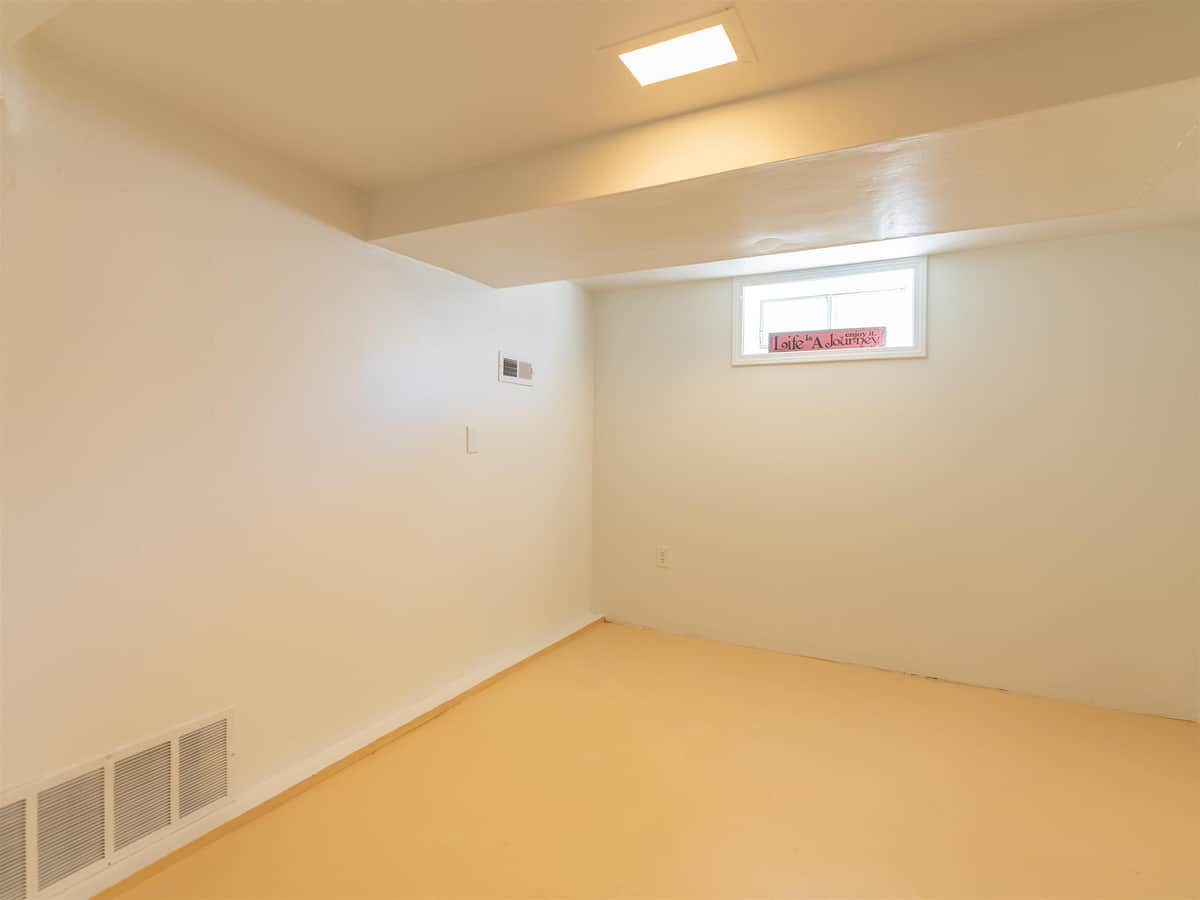 724 E Broad Ave thumbnail 18