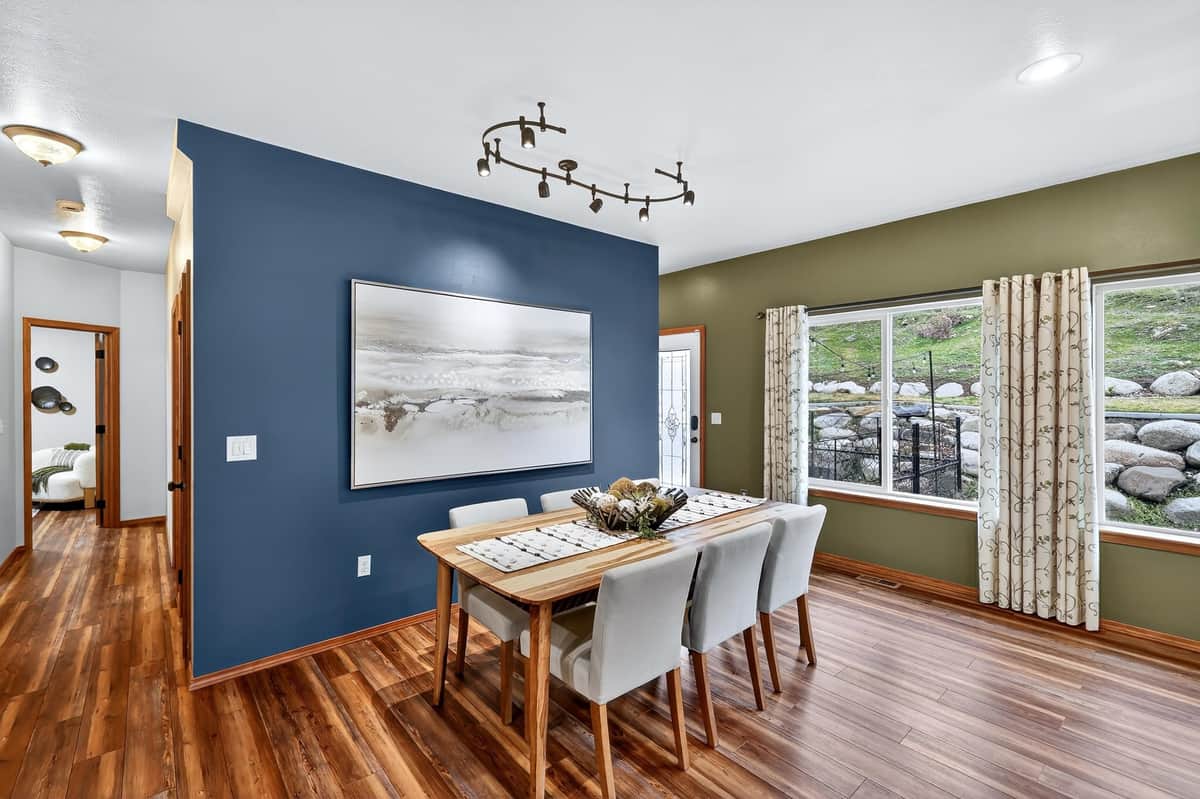 1003 S Henry Rd thumbnail 10
