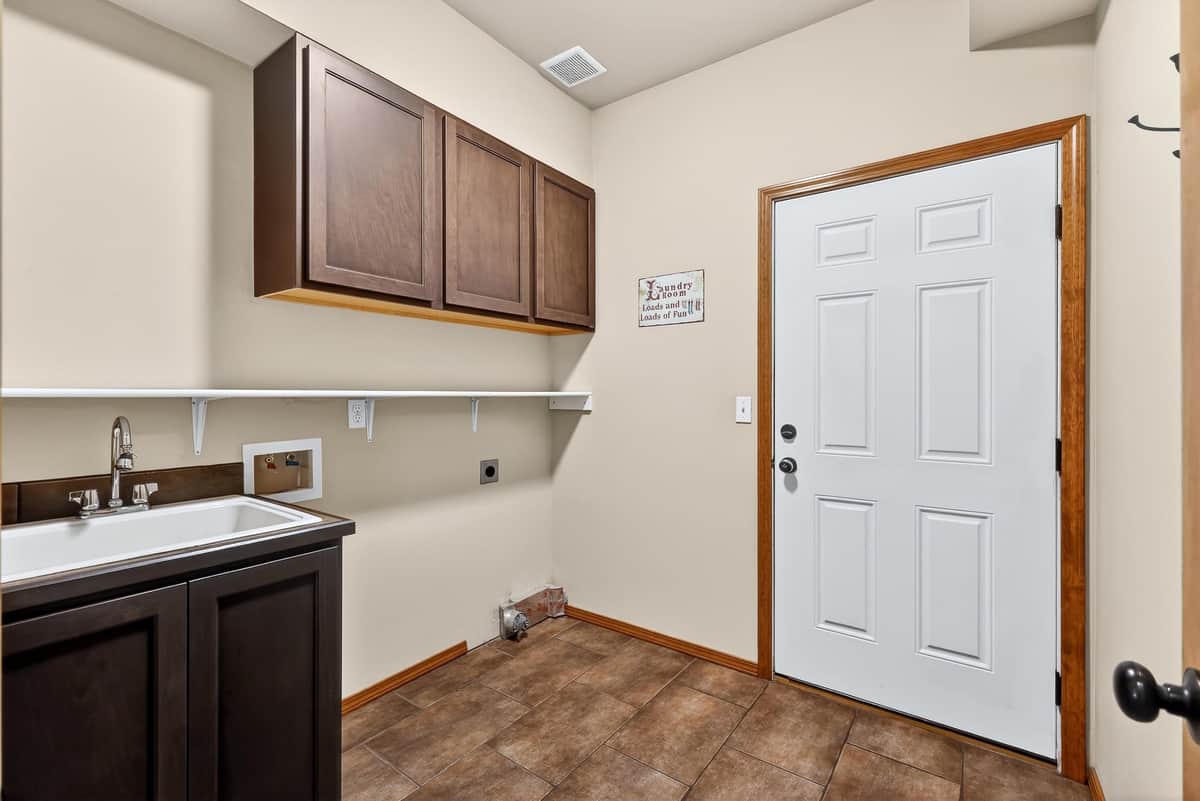 1003 S Henry Rd thumbnail 12
