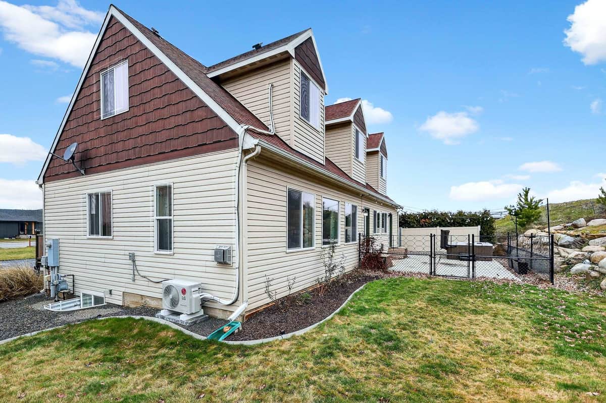 1003 S Henry Rd thumbnail 40