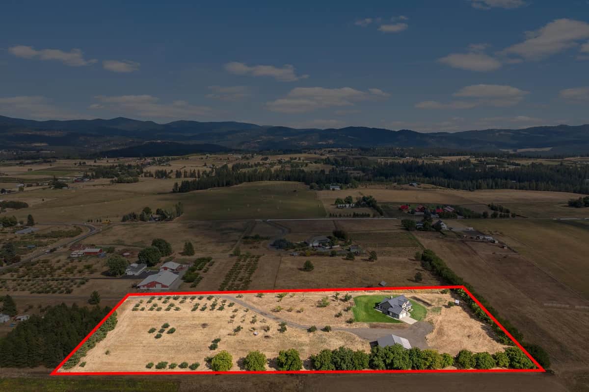 8808 E Green Bluff Rd thumbnail 50