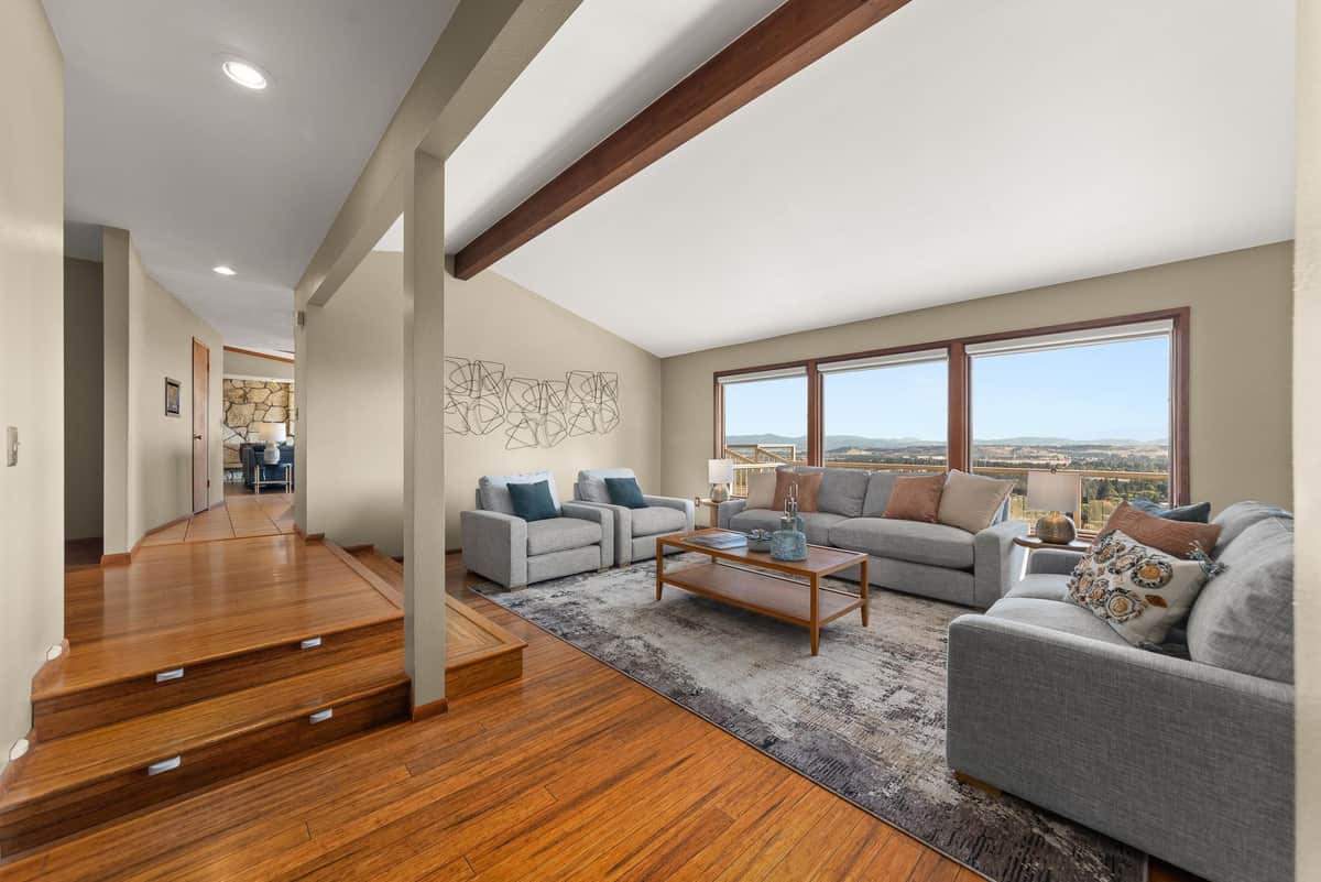 7518 N Panorama Dr thumbnail 2