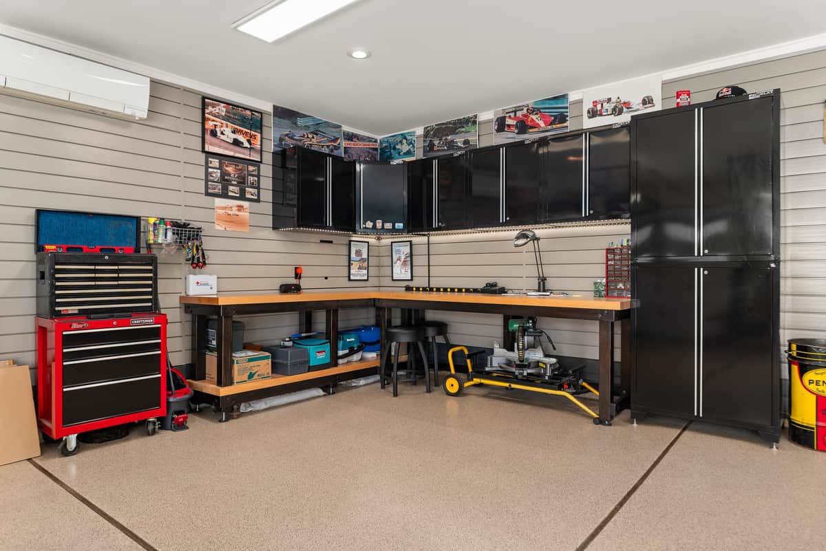 7518 N Panorama Dr thumbnail 17