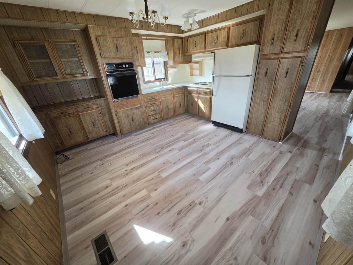 1205 E LYONS AVE Ave thumbnail 10